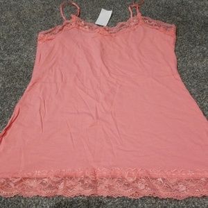 NWT lace tank top